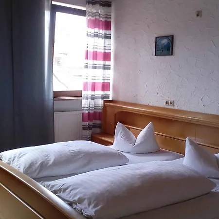 Weinhotel Goger 3* Sand
